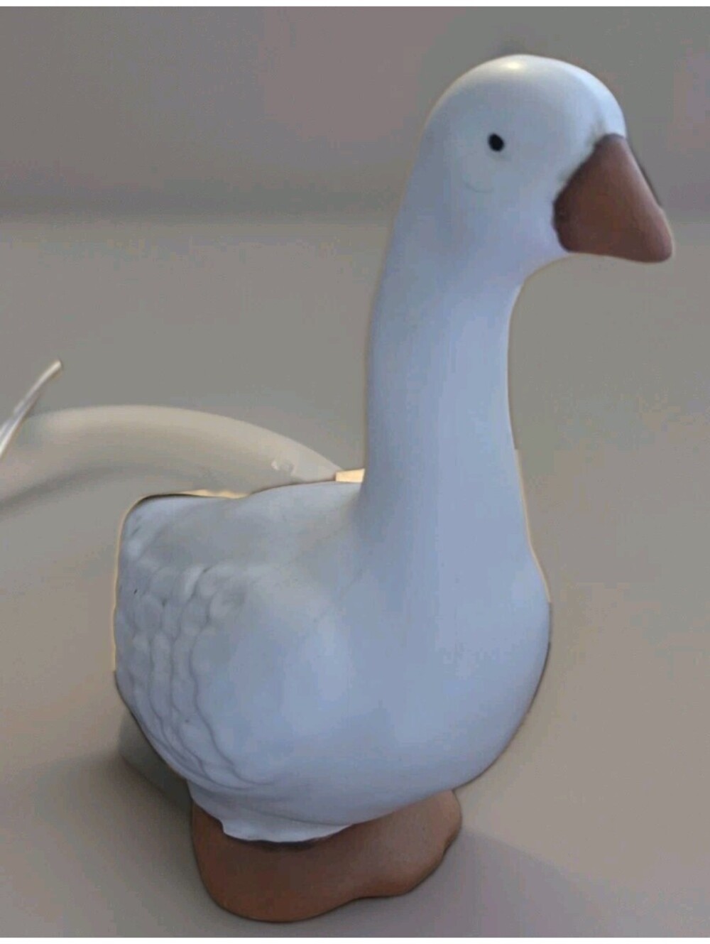 Vallis Keramik Sverige Desk Goose Duck Figurine ” Smooth White 9"X7" Mint